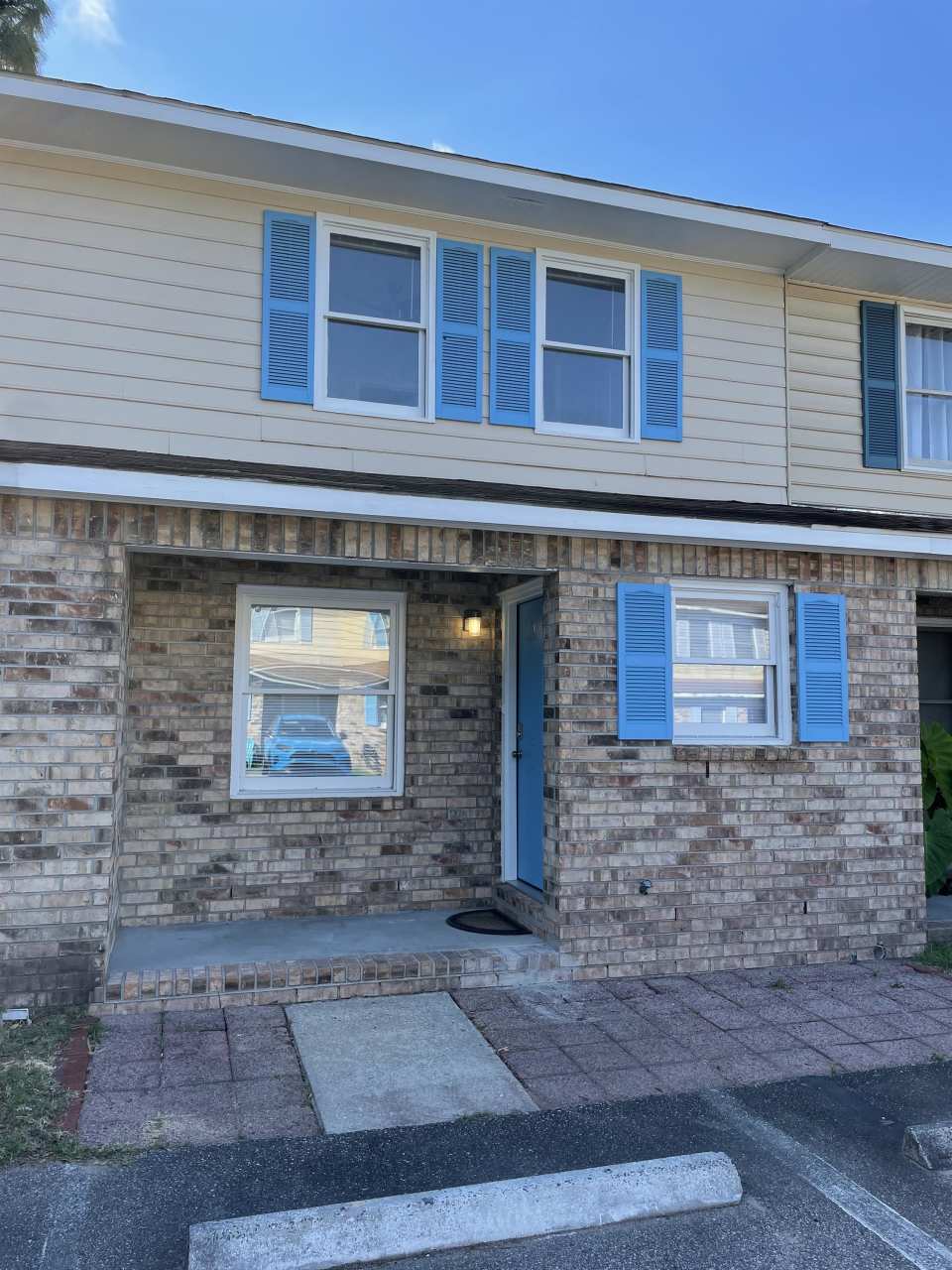 601 37th Avenue North - Unit H - .