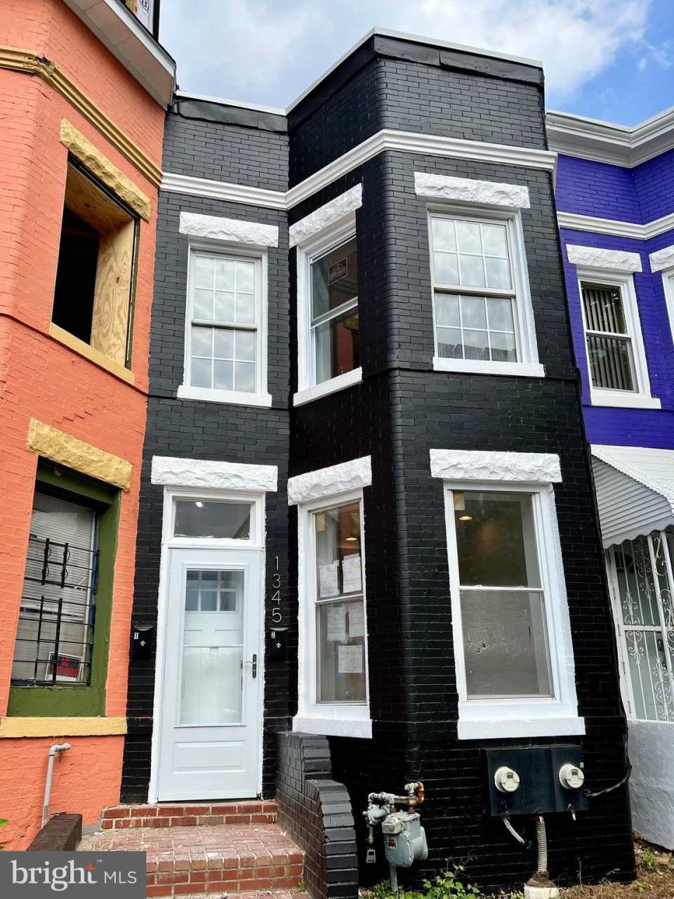 1345 1ST ST NW unit: 2