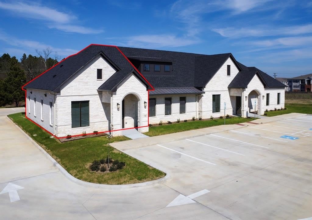 2269 W Cumberland Ste 200 Road