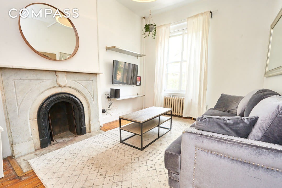 120 East 10th Street