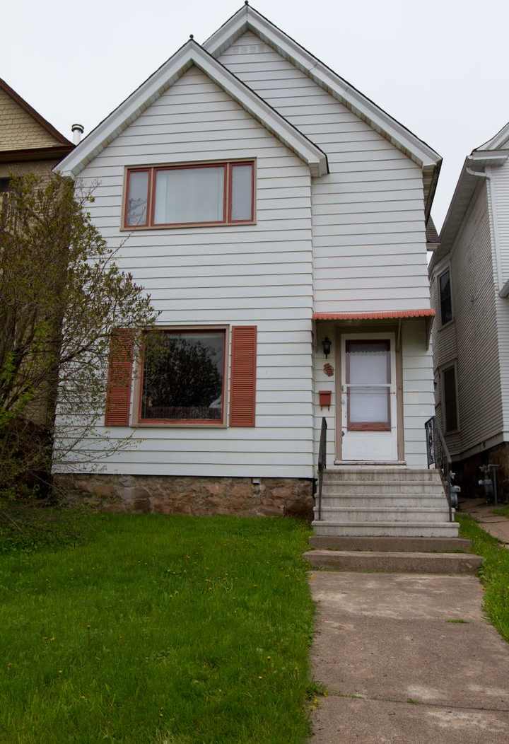 JUNE 2026 - Duluth MN 4 Bedroom - 2 Bath - 1 Car Garage - On the bus line for UMD and CSS