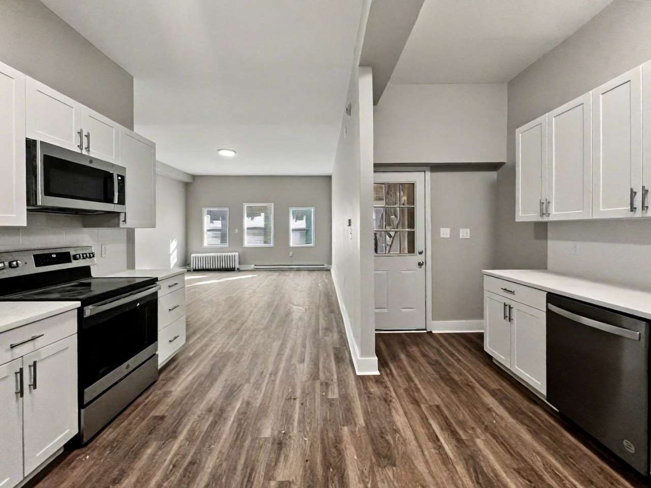 327-337 W Chestnut Street