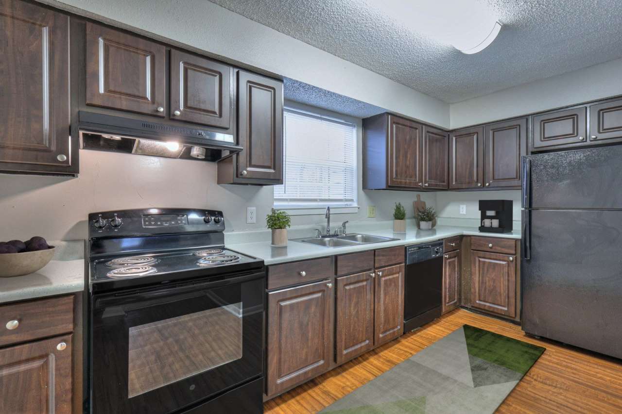 Landmark at Lyncrest Reserve