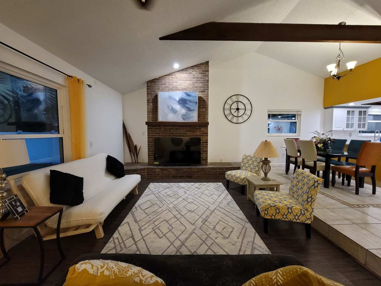 1908 9th Street West