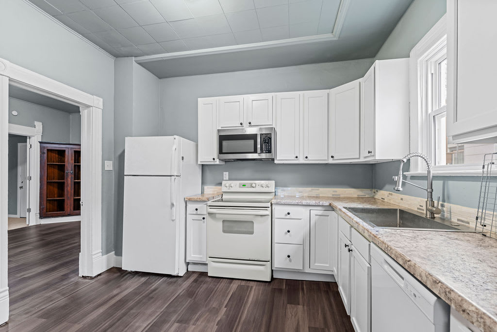 506 E Parkway Ave - Lower