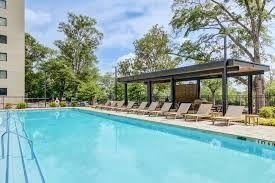 2025 NE PEACHTREE Road NE