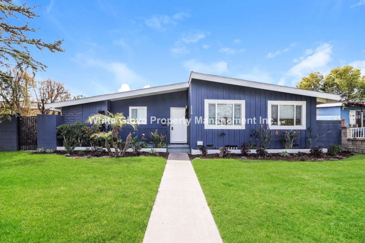 Lovely 3 Bedroom Remodeled Anaheim Home