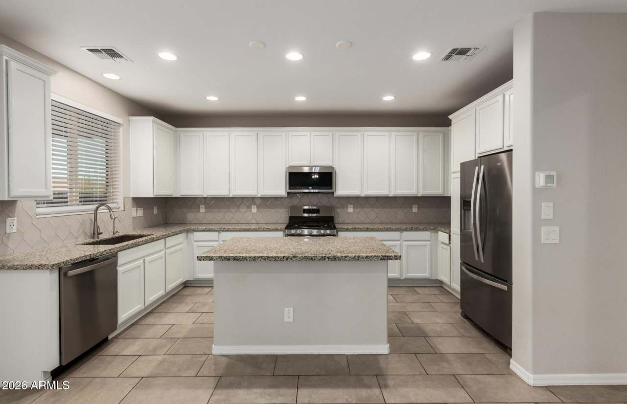 14222 W Honeysuckle Drive