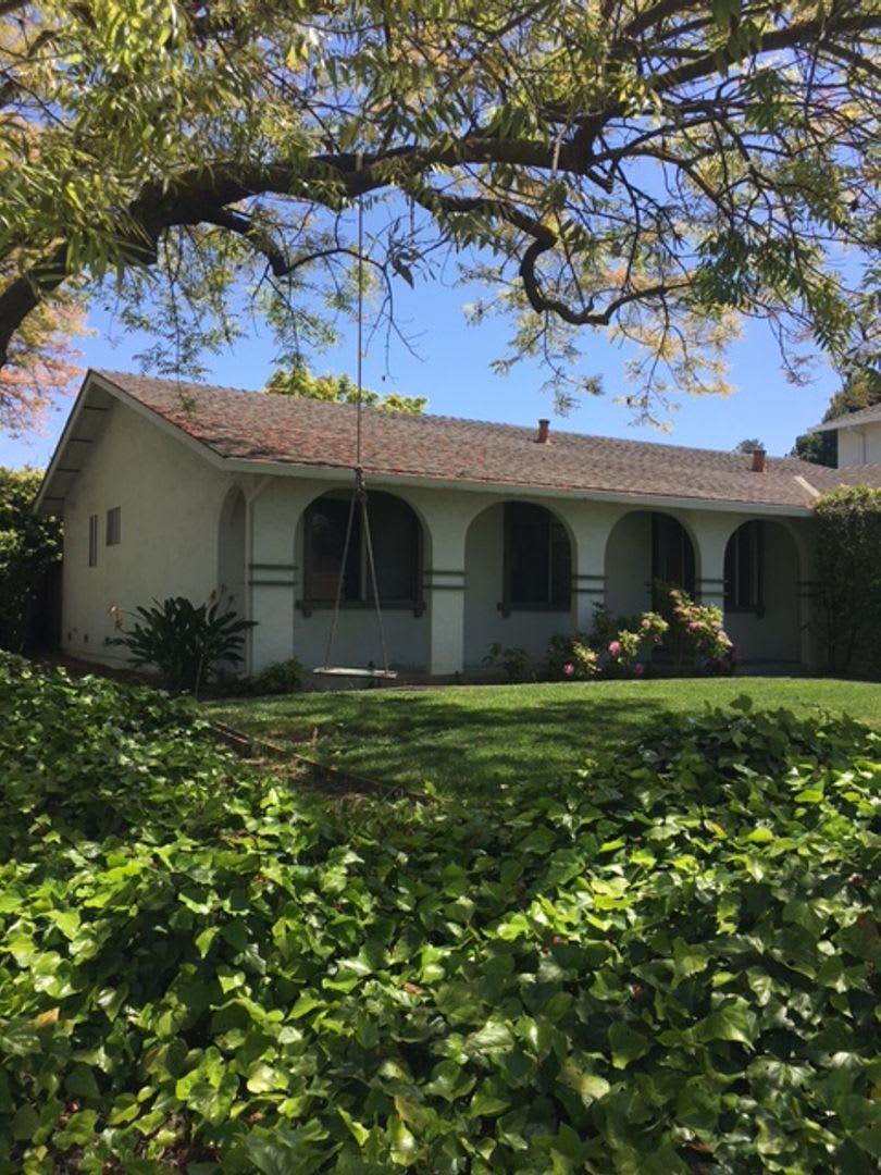 Single Family Home 3 Bedroom 2 Bath Corner Lot