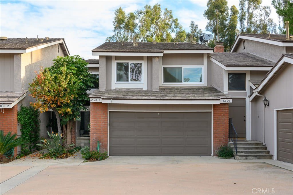 6590 E Camino Vista