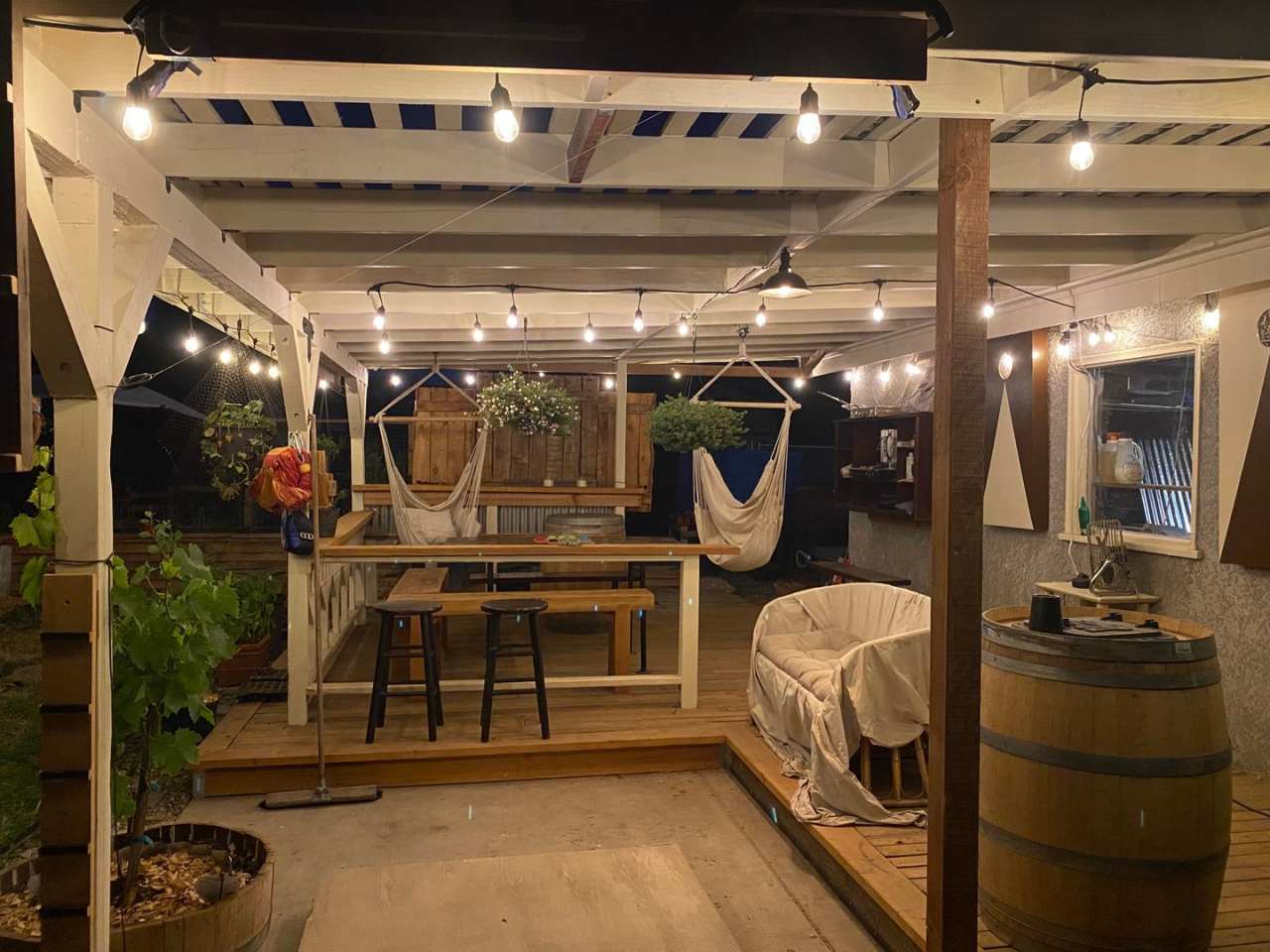 $1795 Butler  Orange, Charming 2 Bed with Beautiful Covered Deck - E. Townsend Way, Fresno