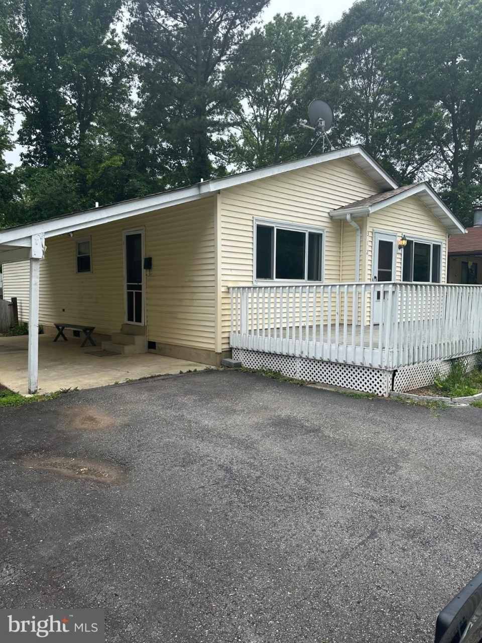 312 WHITE SANDS Drive