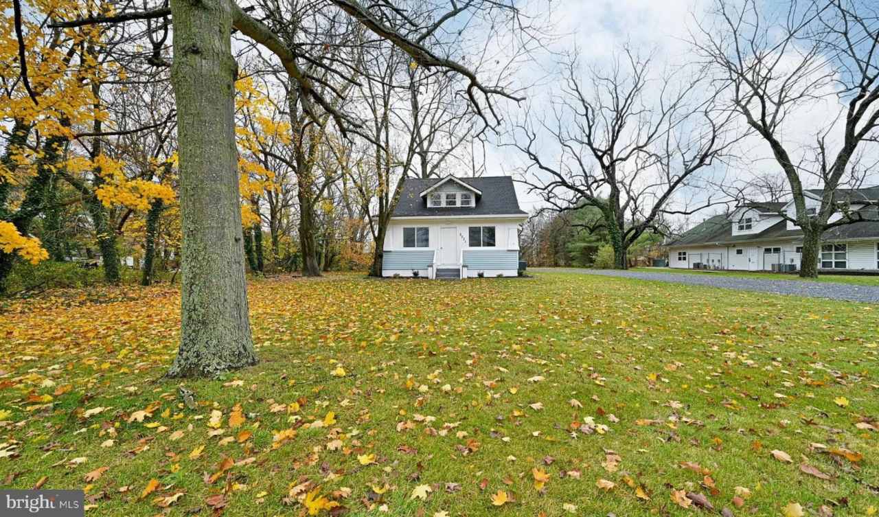 2531 E CHESTNUT Avenue