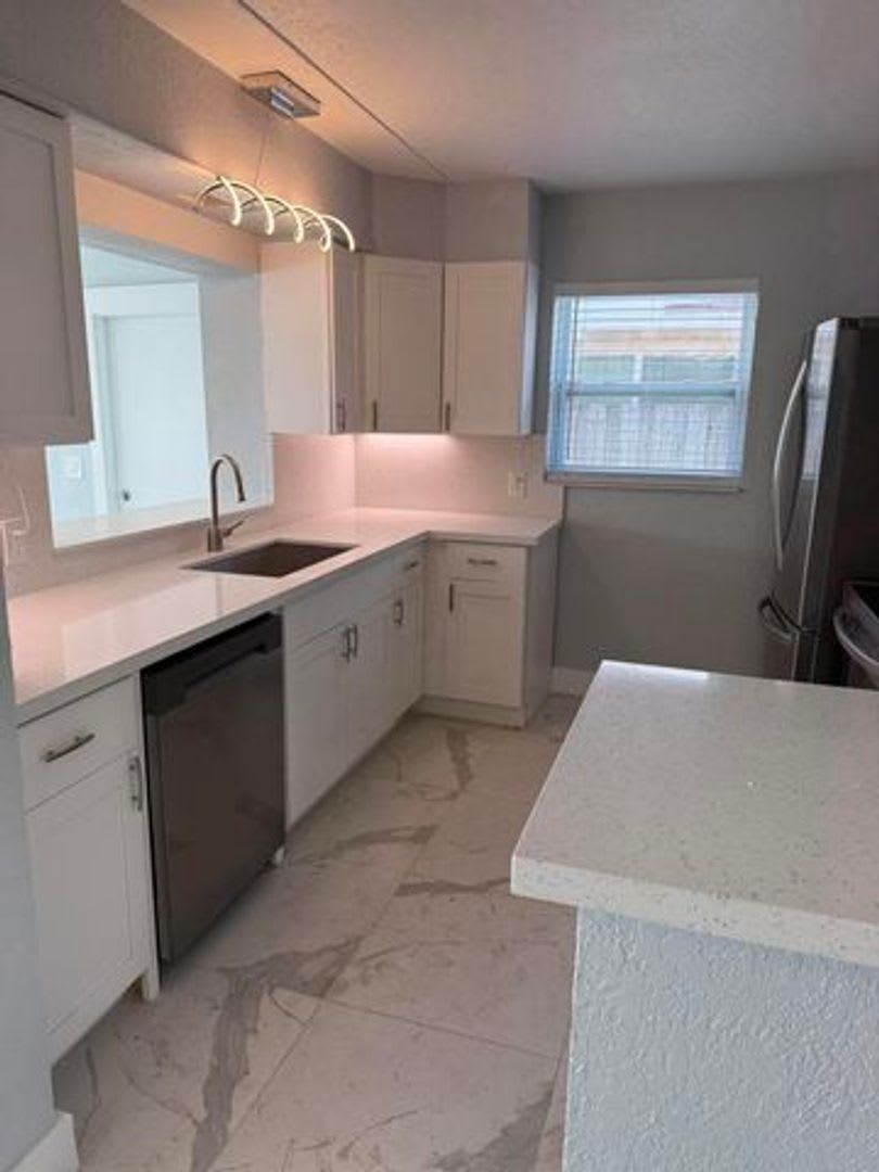 214 SE 3rd Terrace, Dania Beach, FL 33004