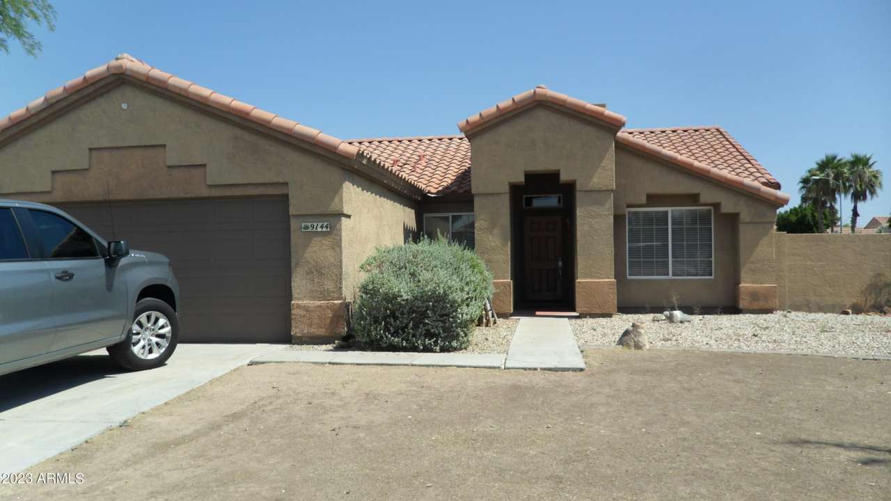 9144 W MICHELLE Drive