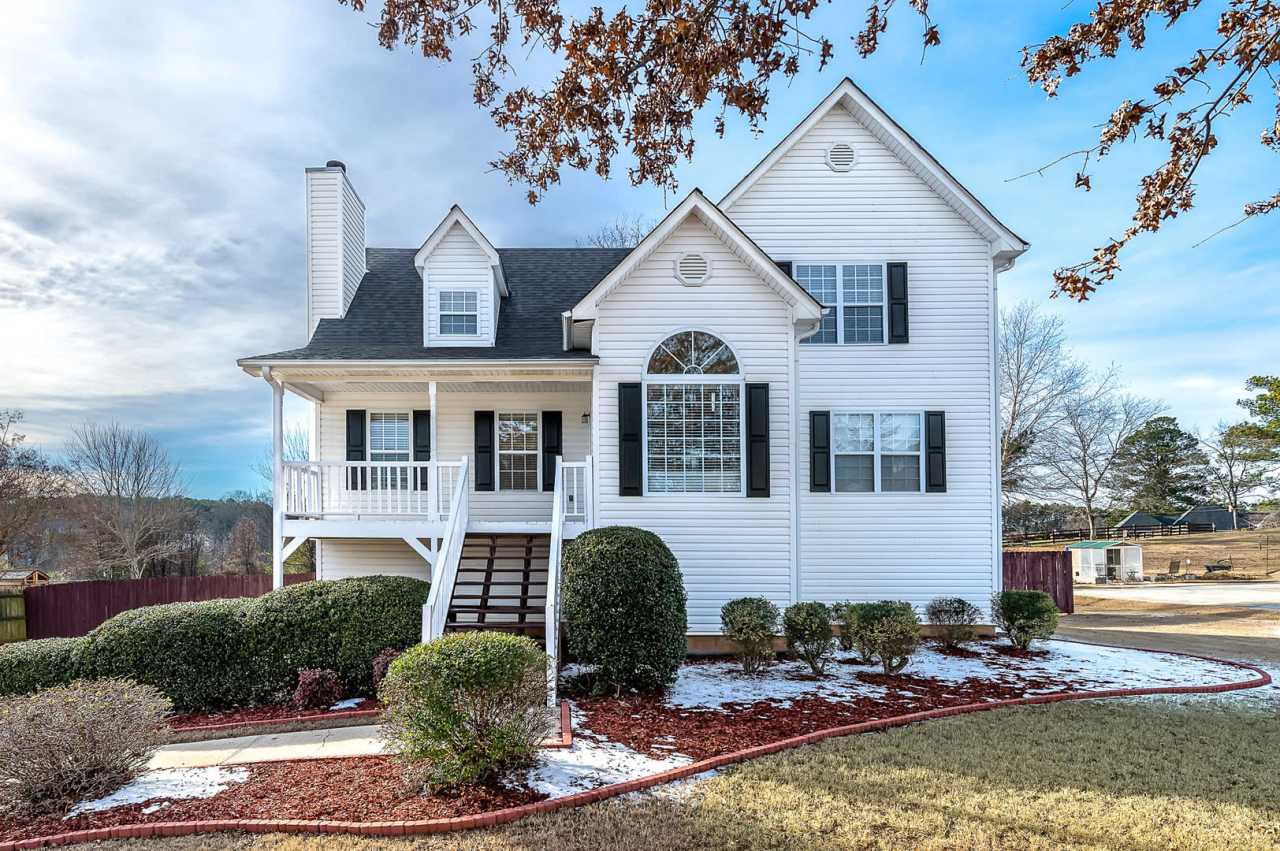 Gorgeous 4-bedroom, 2.5-bathroom home