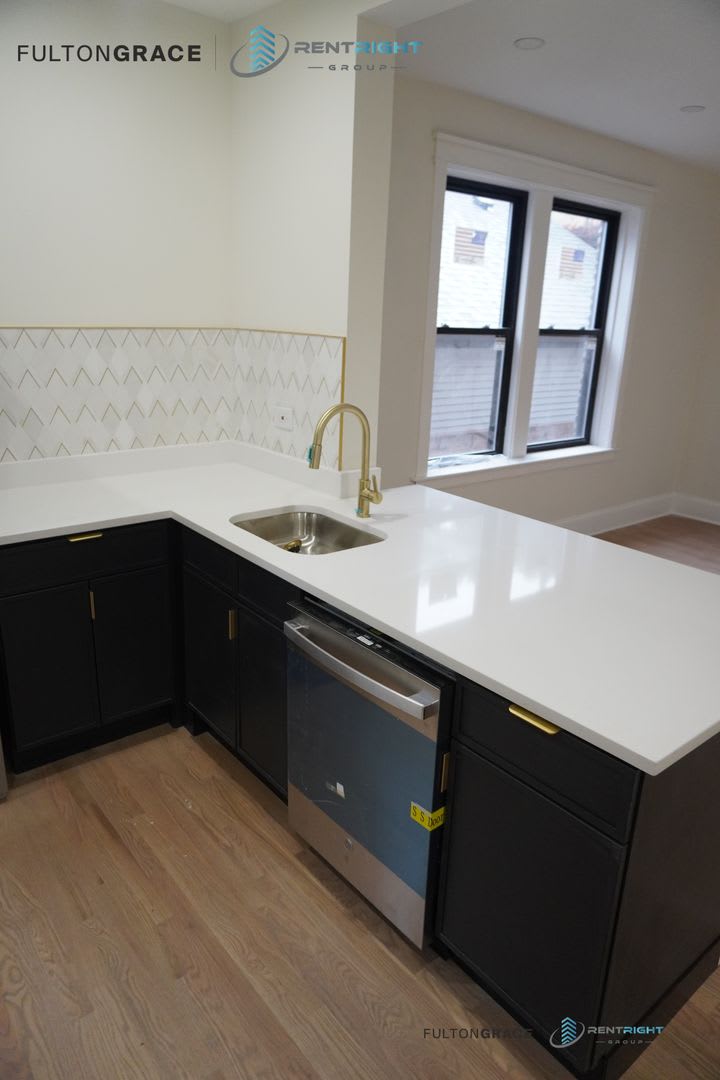 4636 Hamilton Avenue