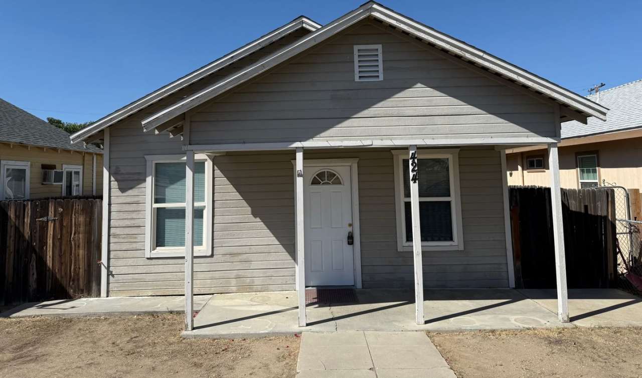 424 Lucard Street -- West Valley Real Estate