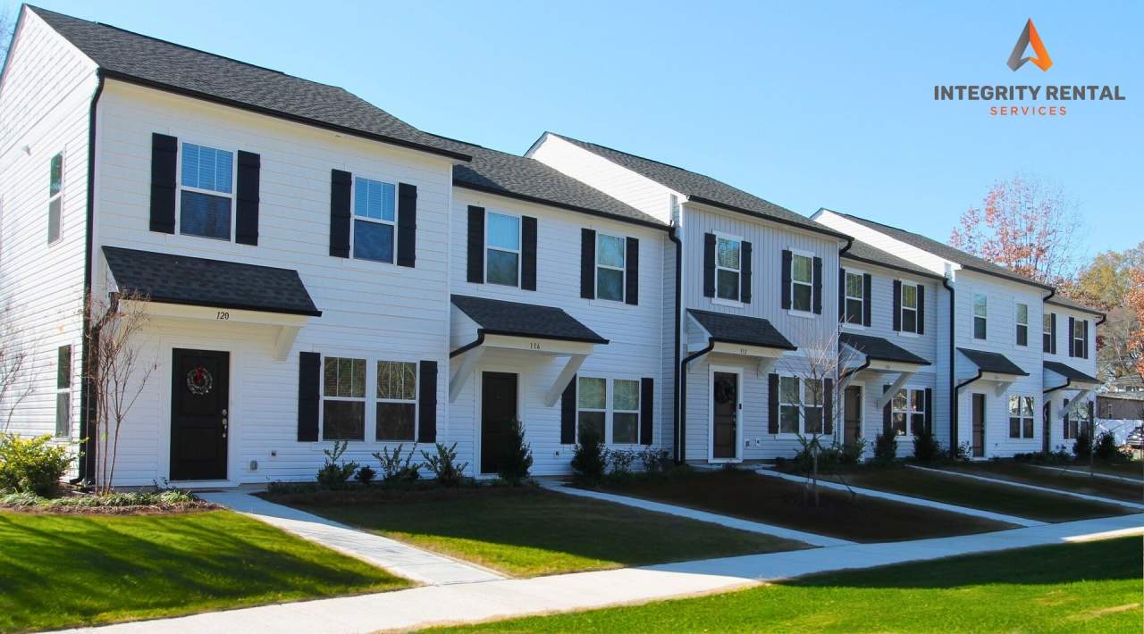 3 Bedroom Townhome Minutes from Downtown Oakboro - Available December 2025