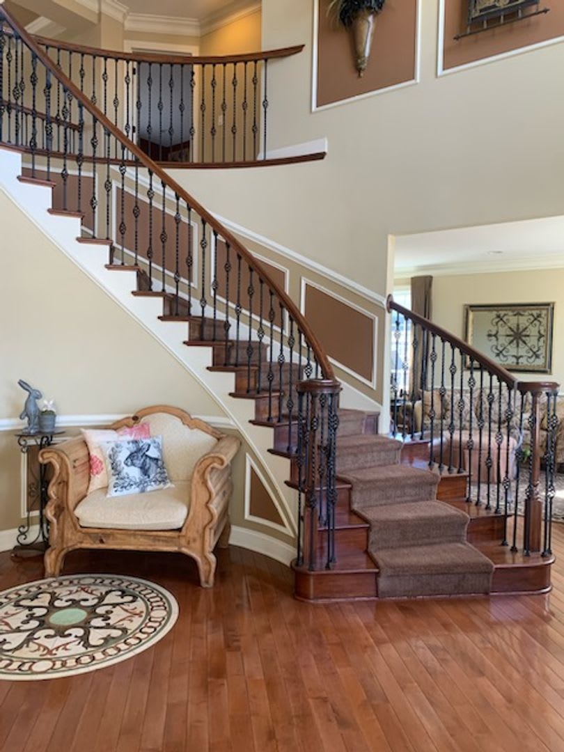 Stunning fully furnished four-bedroom, four-bath home in Shakopee/Prior Lake!