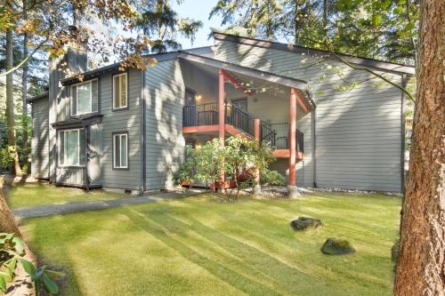 14526 NE 31st St #16-C