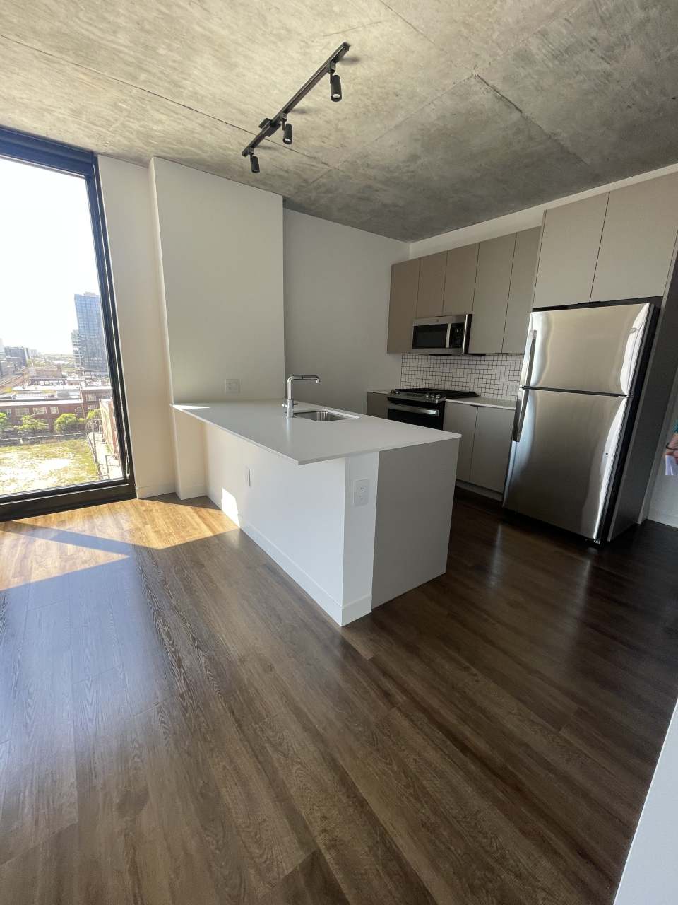 1101 W Fulton Market