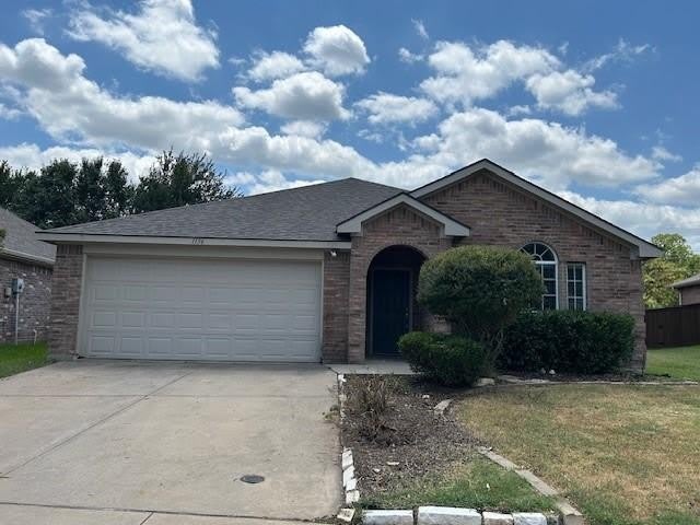 1136 Edgewater Drive