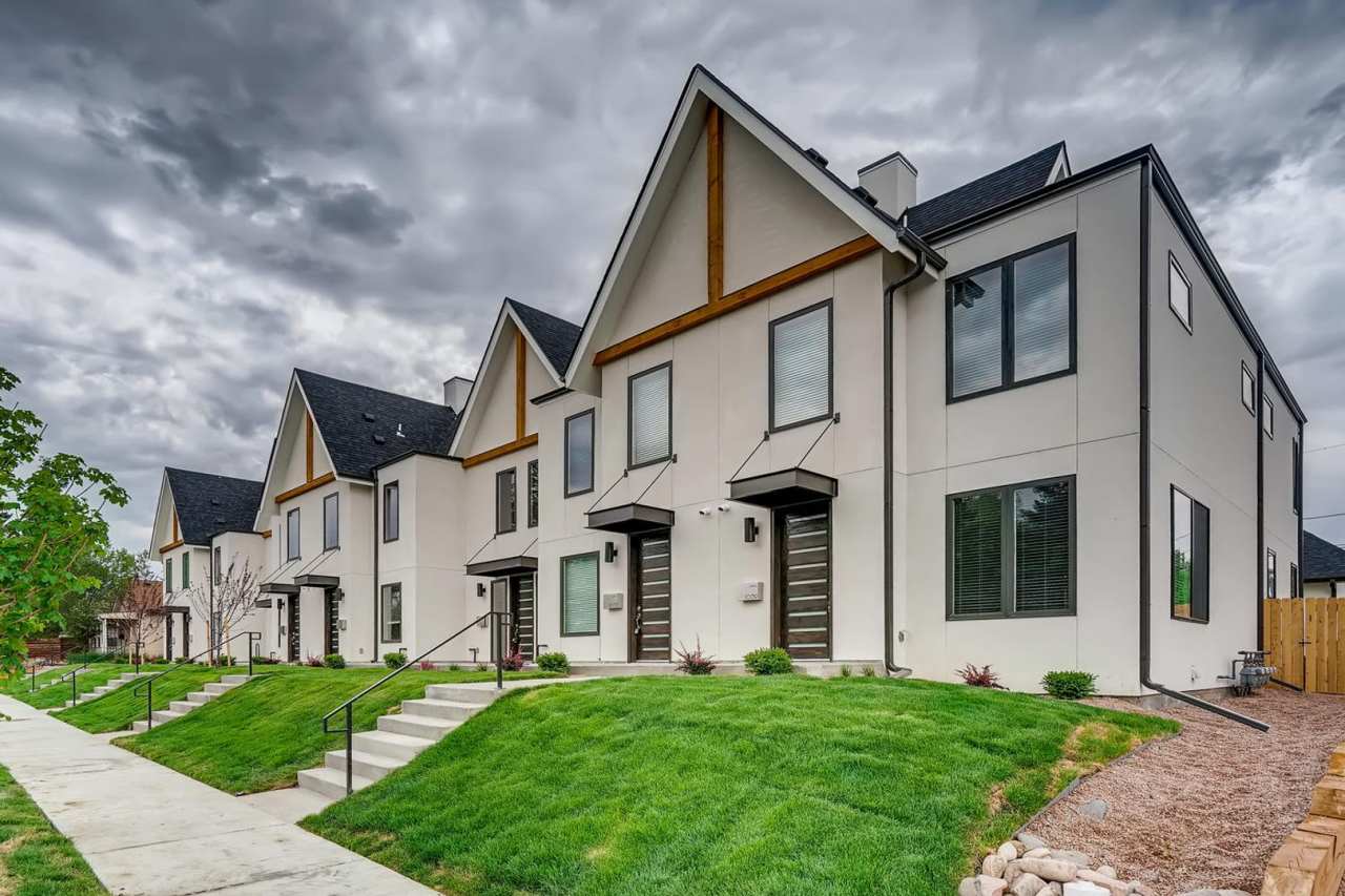 Beautiful Townhome for Rent