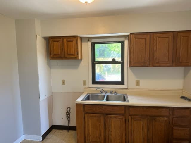 210 Thornton Avenue Unit 2 - 2