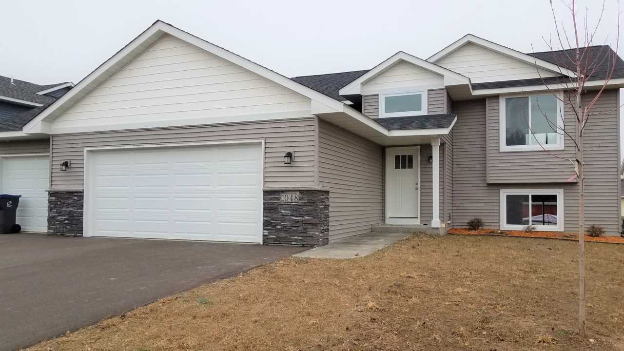 Single Family Home - Great location!