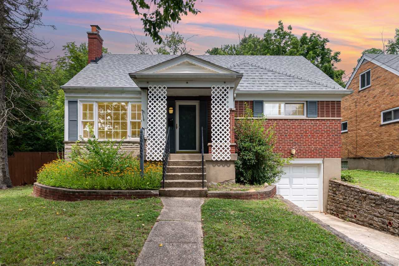 Stunningly Renovated 4 Bedroom 1 Bathroom House