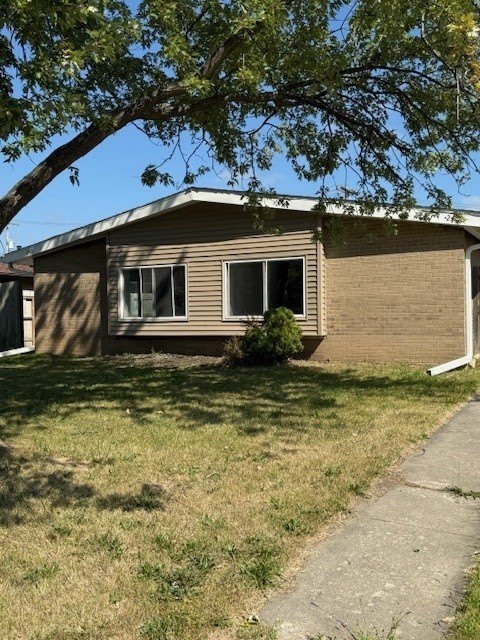 2421 Lewis Avenue unit: 2421-A