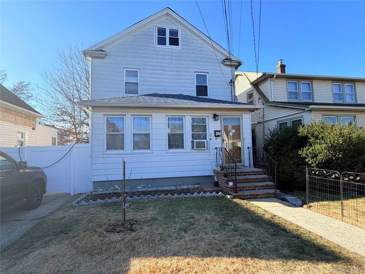 206 Cherry Lane unit: 2Nd Fl