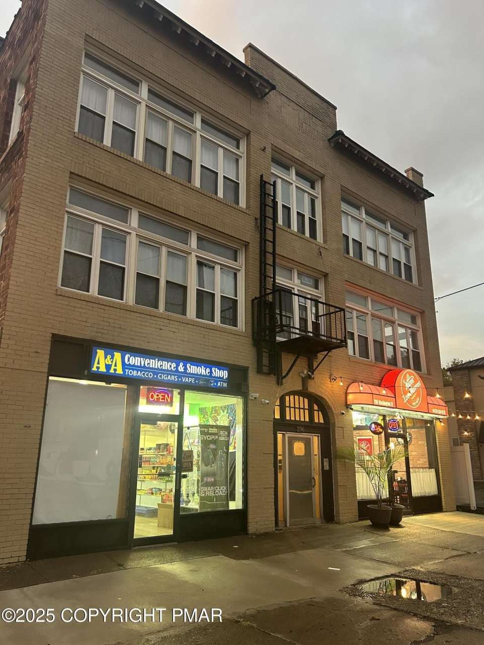 296 Washington Street unit: 3B