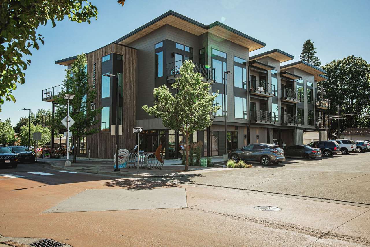 Modern Midtown Living | Top Floor 2 Bed, 2 Bath Near Dining  Downtown CdA!