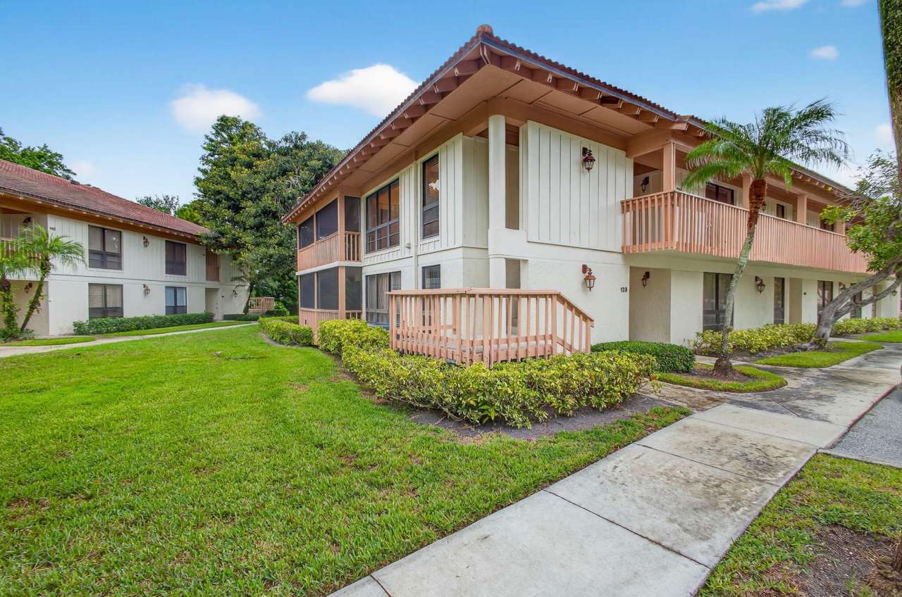 134 Brackenwood Road