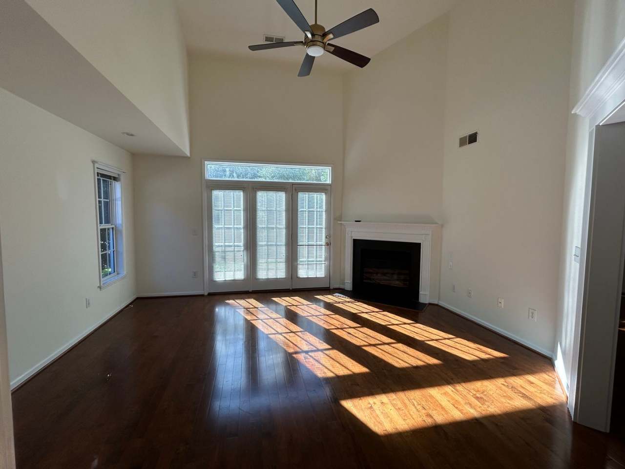 Beautiful Townhome Across from Tanglewood Park – EV Charger Included!