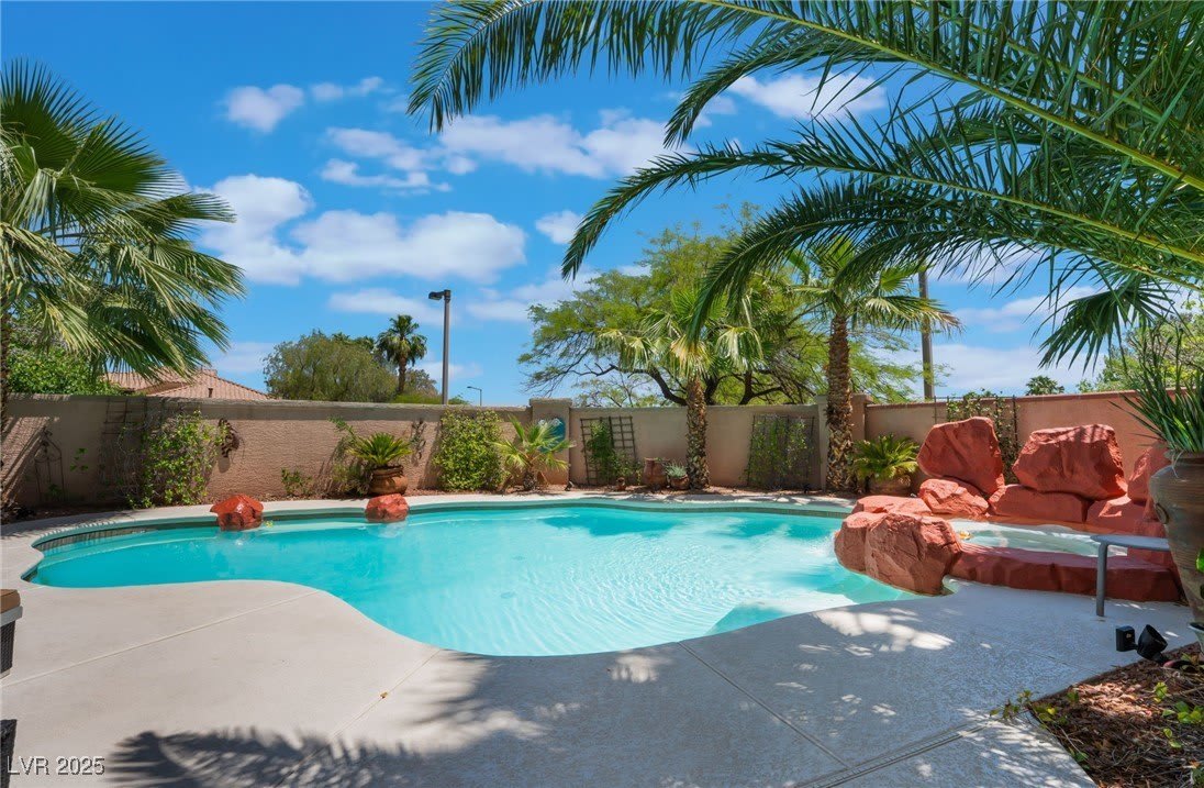 2008 Aspen Oak Street