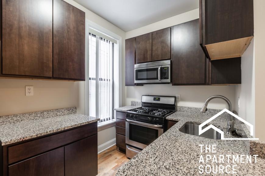 1218 North Dearborn Pkwy.