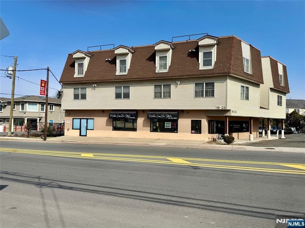 16-23 River Road 3A