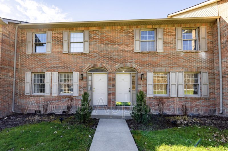 531 Cedar Creek Road