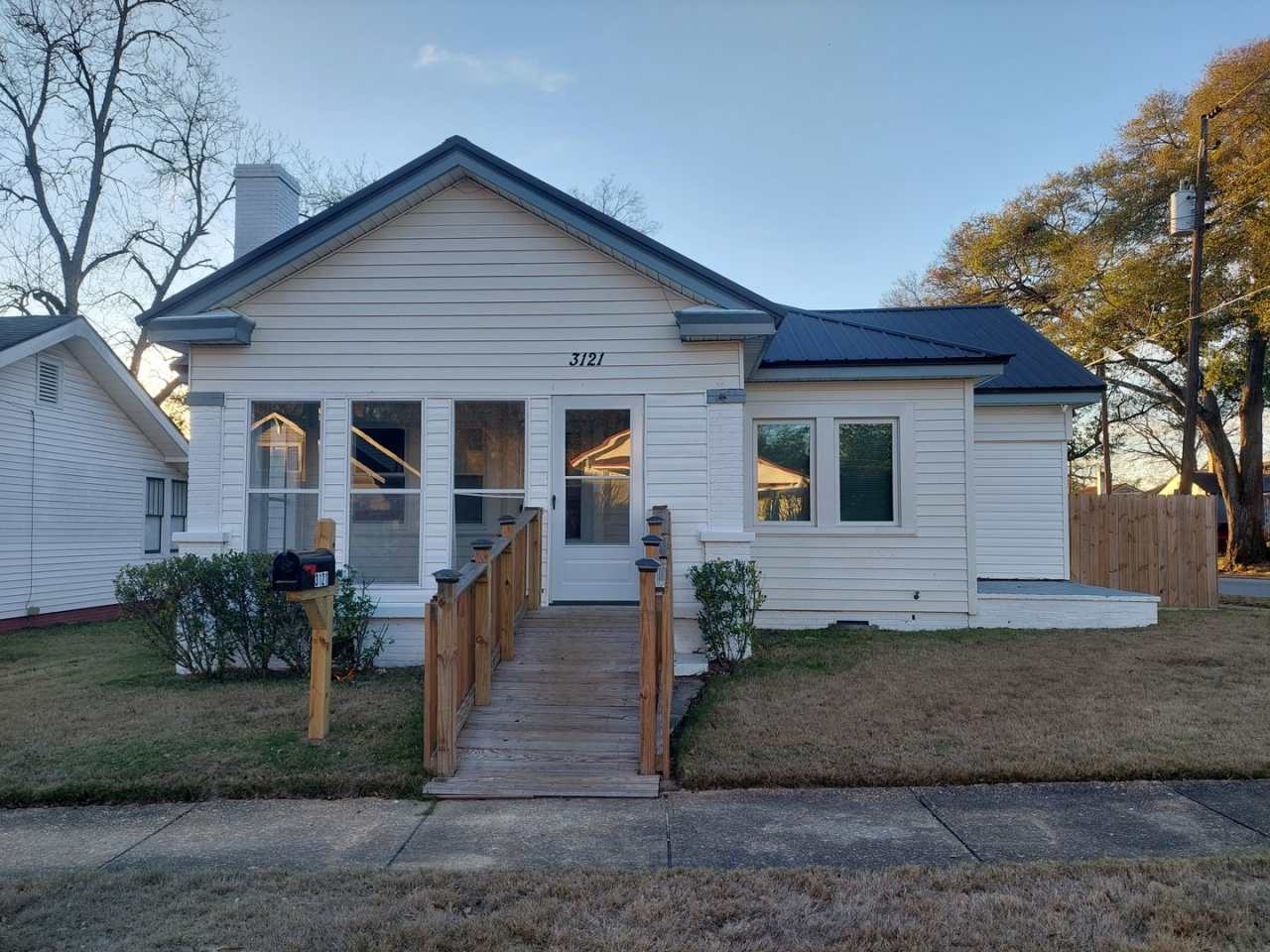 Spacious 3-bedroom Home in Jordan/Johnson Area