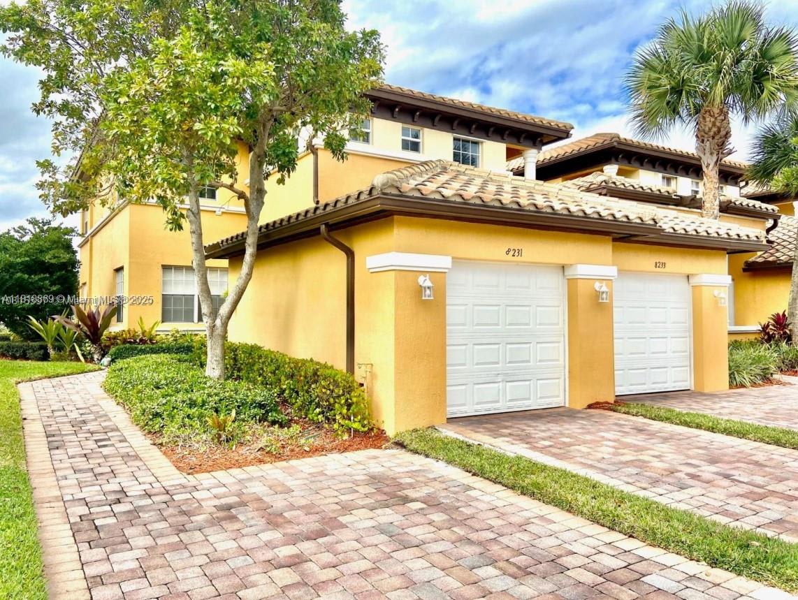 8231 Northwest 127th Lane