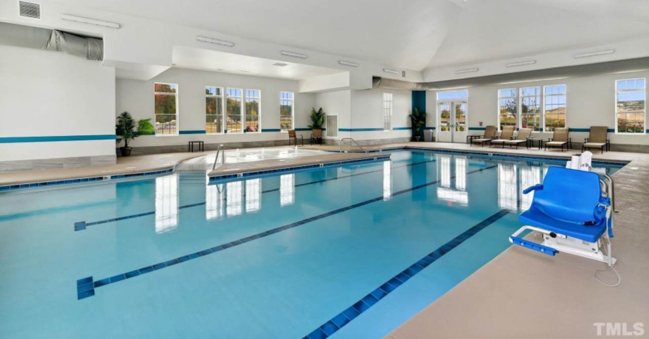 Room in 3 Bedroom Townhome at Chert Ln