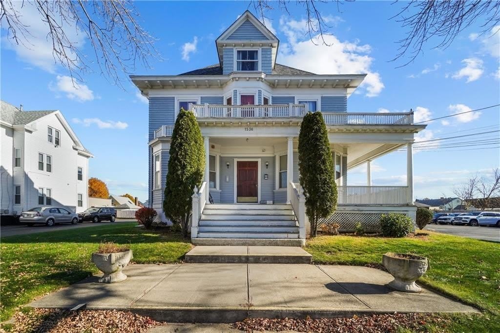 1536 Cranston Street