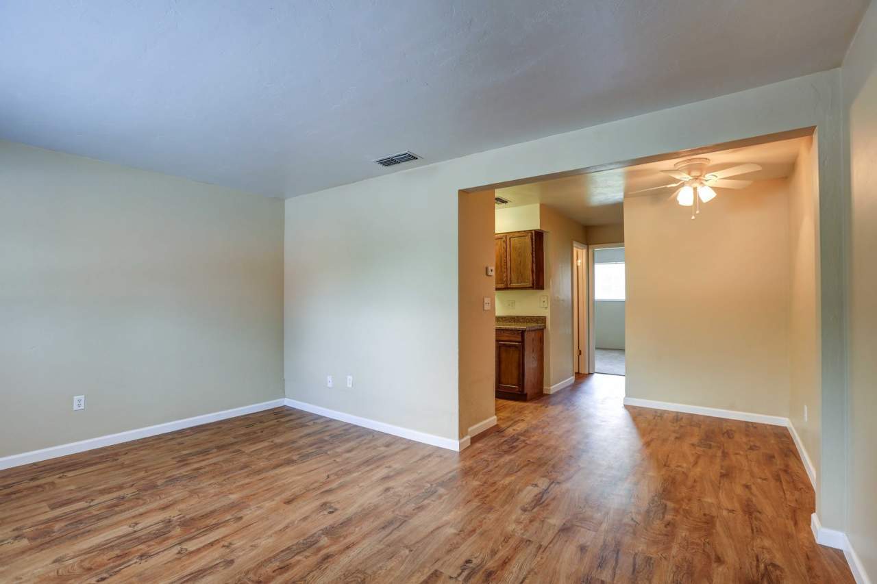 Liv Apartments