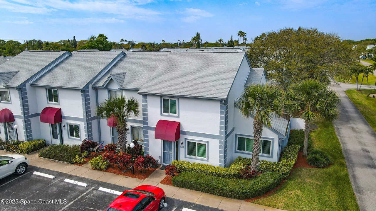 525 Seaport Boulevard