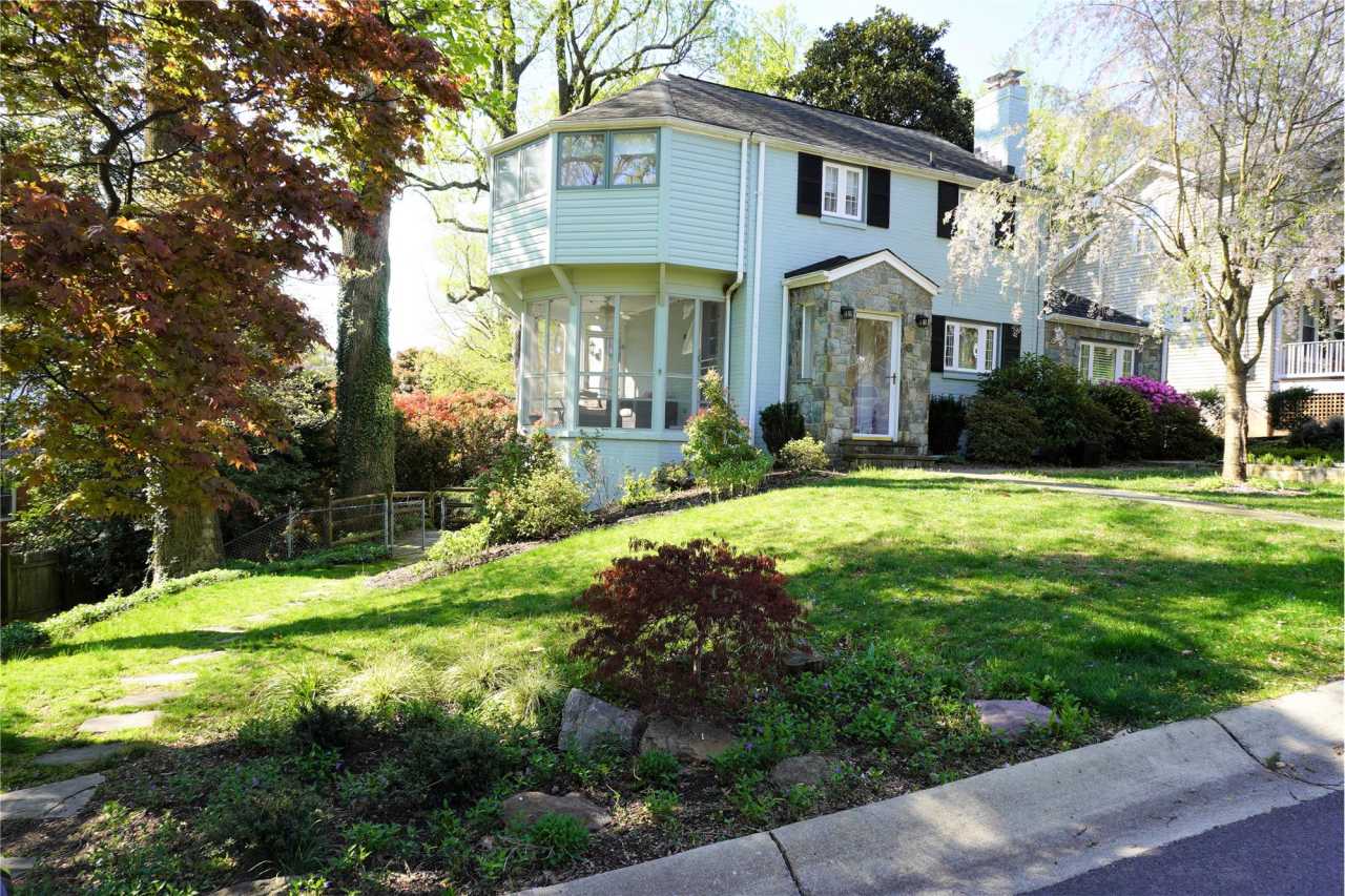 215 Crestmoor Circle