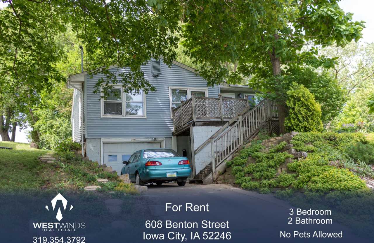 $2,600 | 3 Bedroom, 2 Bathroom House | Dog Friendly* | Available for October 10th, 2025 Move In!