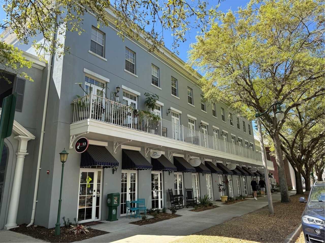 660 CELEBRATION AVENUE